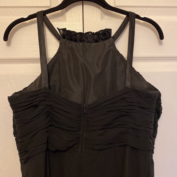 Black formal high neck halter dress - Picture 5 of 8